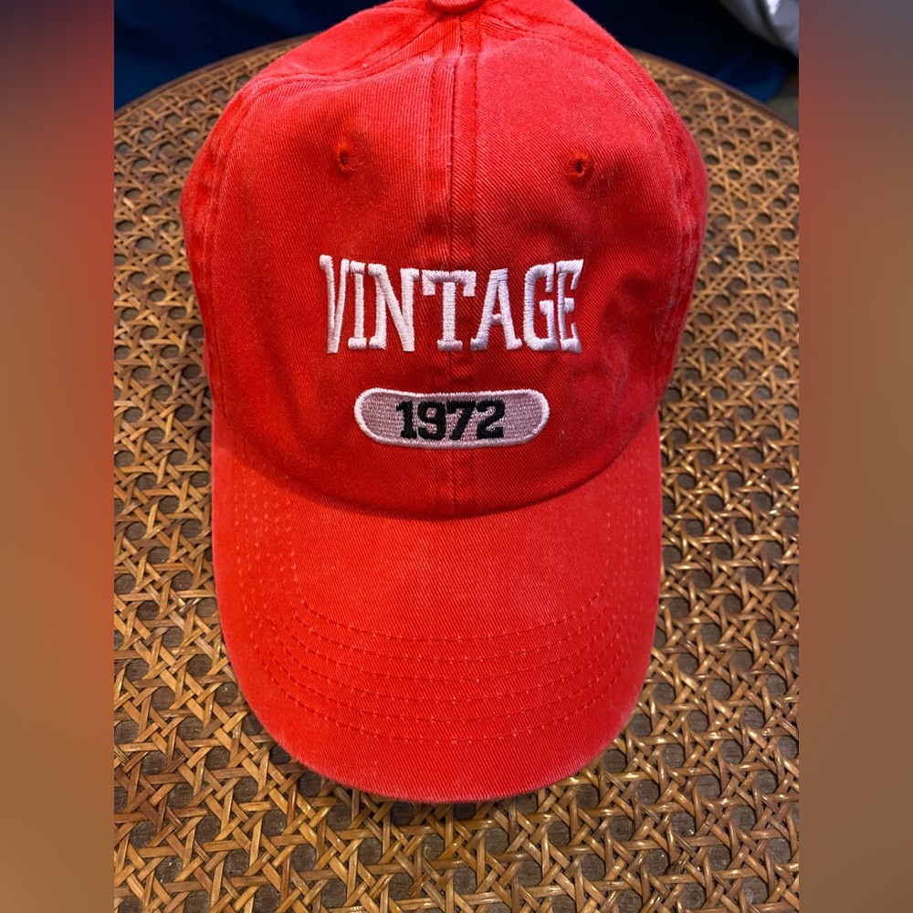 Vintage 1972 baseball hat